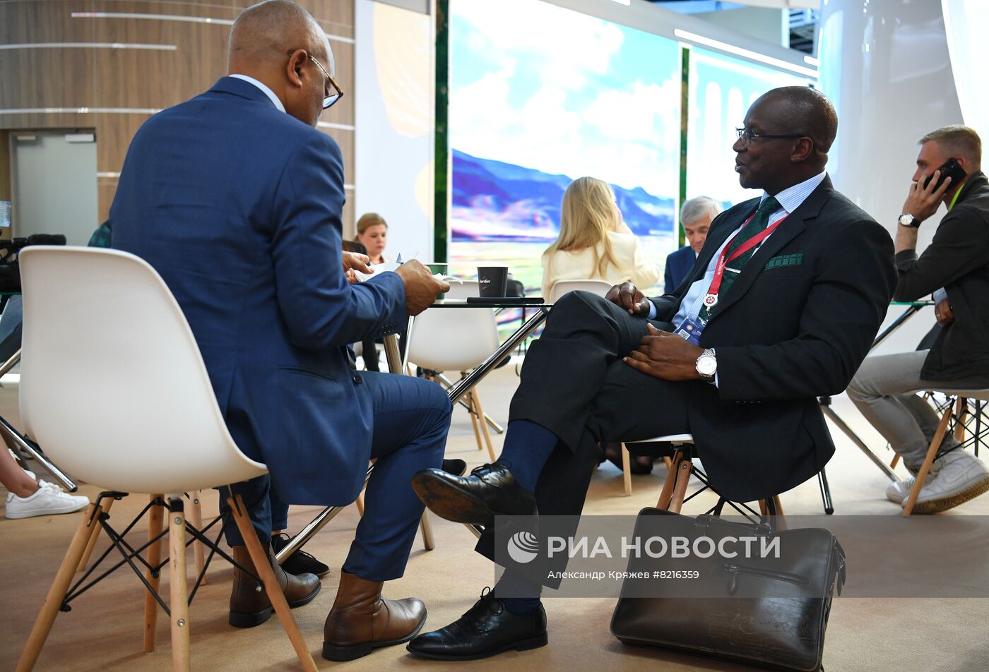 ПМЭФ-2022. Работа форума