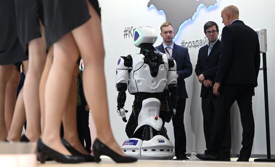 ПМЭФ-2022. Работа форума. День Второй