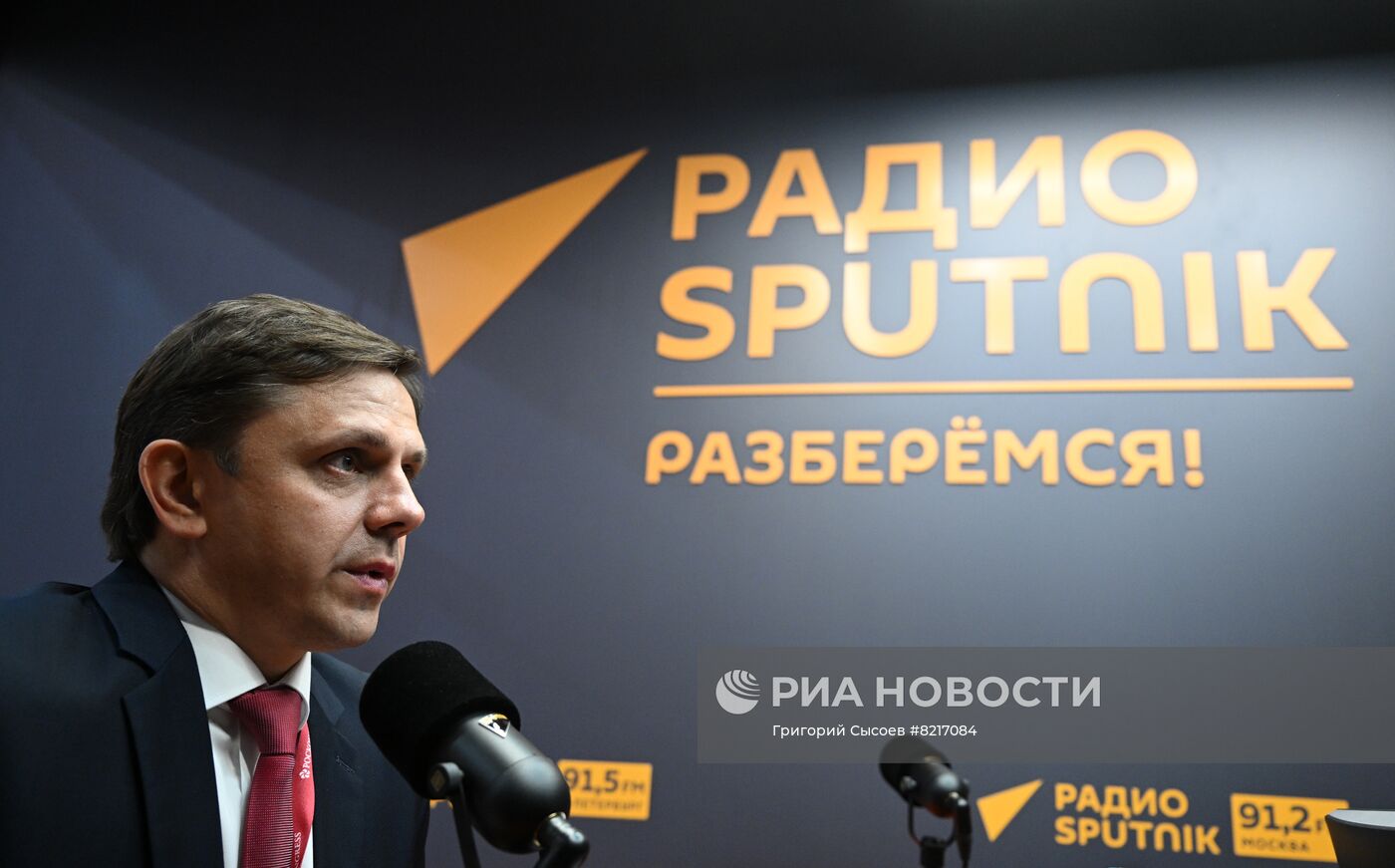 ПМЭФ-2022. Работа студии радио Sputnik