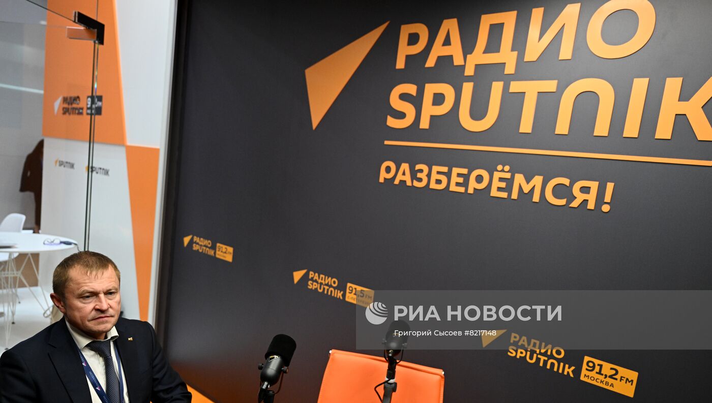 ПМЭФ-2022. Работа студии радио Sputnik