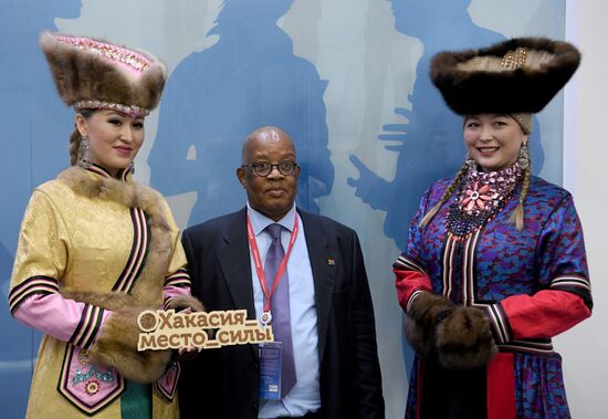 ПМЭФ-2022. Работа форума. День второй