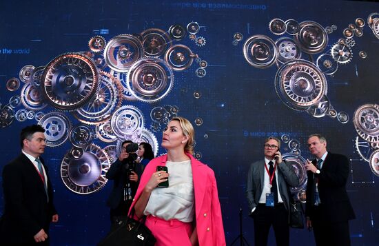 ПМЭФ-2022. Работа форума. День второй