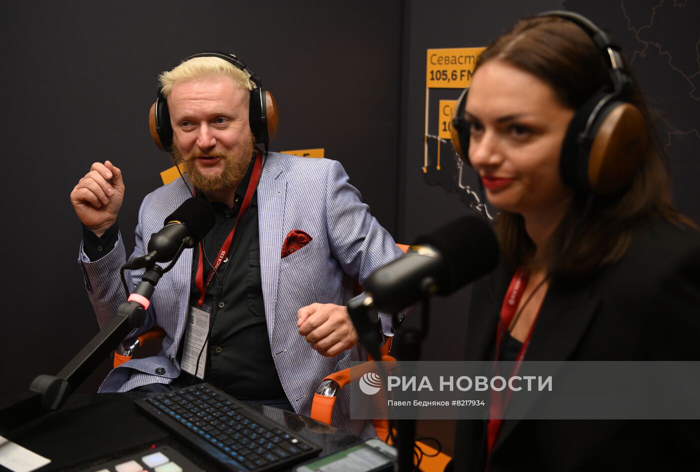 ПМЭФ-2022. Работа студии радио Sputnik