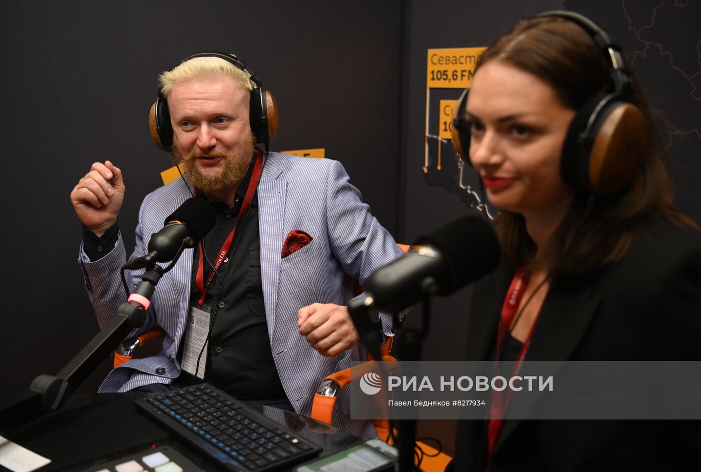 ПМЭФ-2022. Работа студии радио Sputnik  