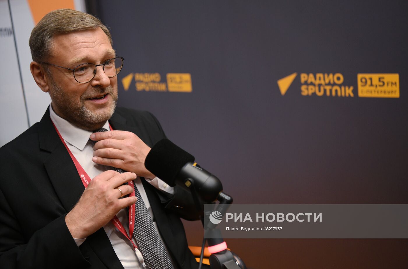 ПМЭФ-2022. Работа студии радио Sputnik  