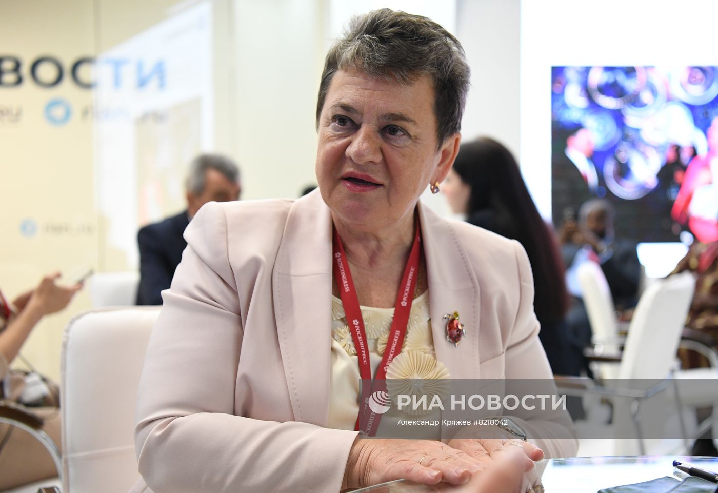 ПМЭФ-2022. Работа стенда медиагруппы "Россия сегодня". День третий