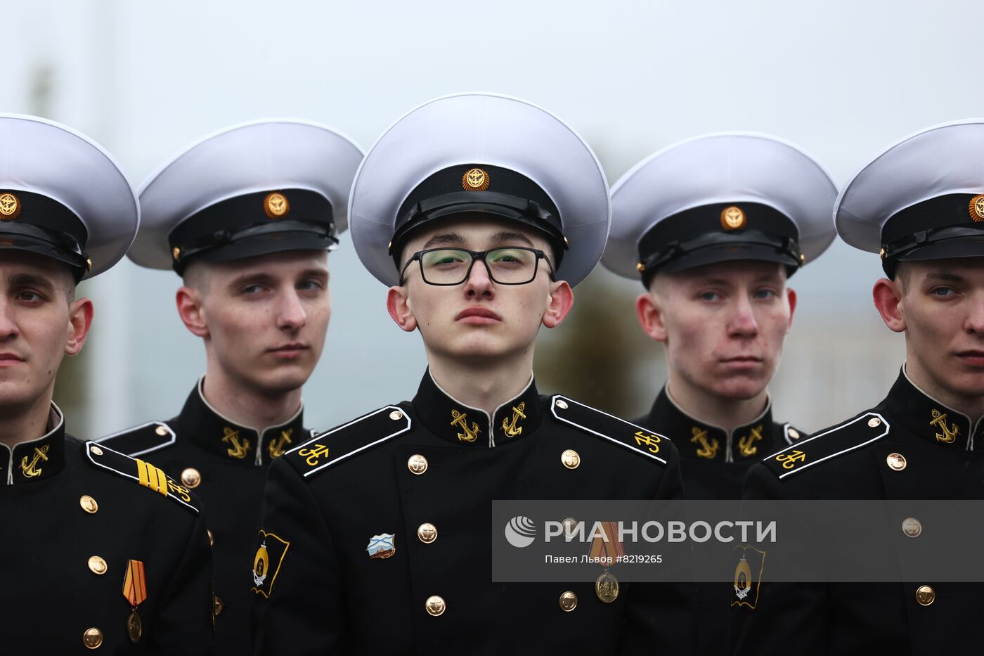 Первый выпуск курсантов в мурманском филиале Нахимовского военно-морского училища
