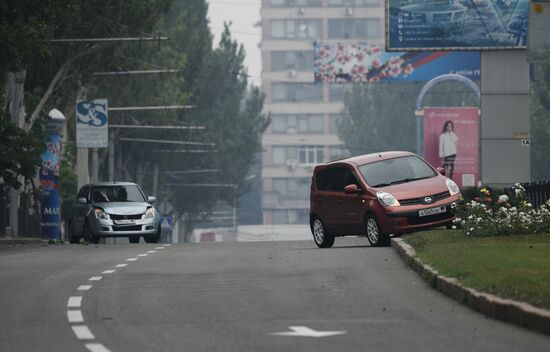 Последствия обстрела в Донецке