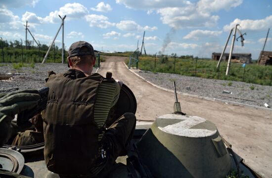 Бойцы Народной милиции ЛНР и полка А. Кадырова в Нижней Камышевахе