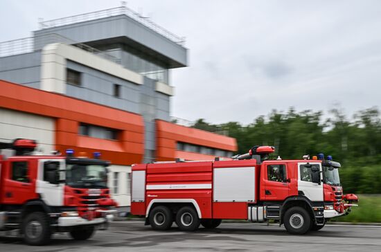 Работа службы противопожарного и аварийно-спасательного обеспечения полетов аэропорта Домодедово