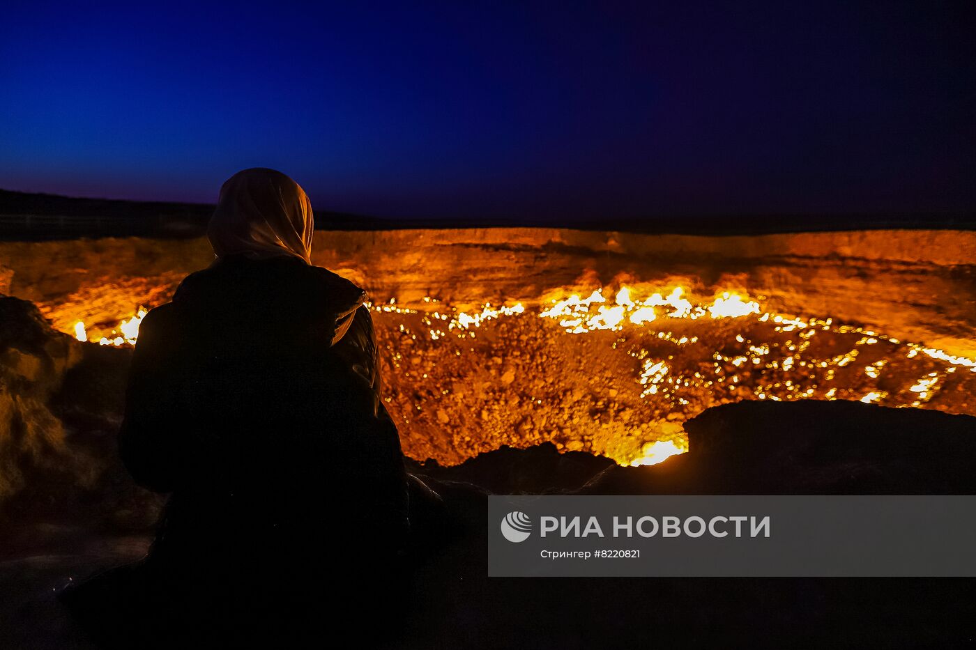 Газовый кратер "Сияние Каракумов"