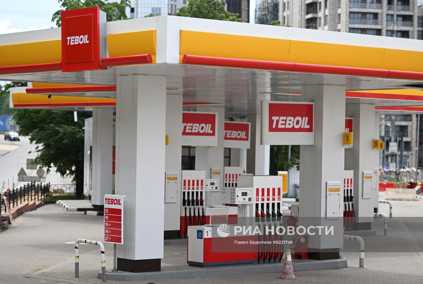 Автозаправки Shell начали работу под брендом Teboil