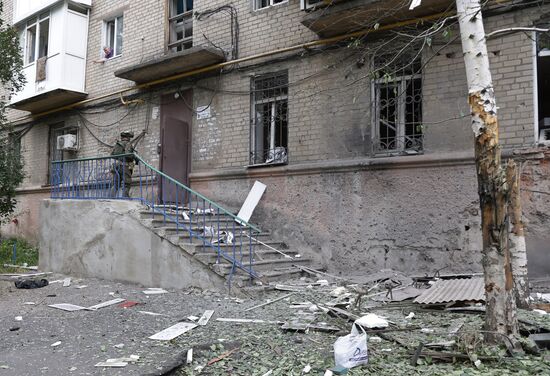 Последствия обстрела в Донецке