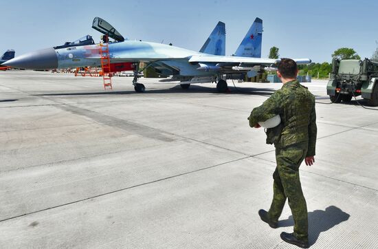 Истребители Су-35 в зоне спецоперации