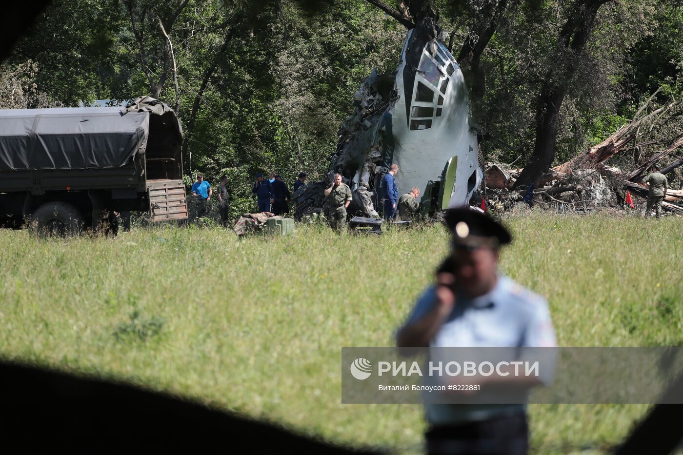Самолет ил 76 разбился в ивановской области. Похороны экипажа ил 76 в Оренбурге.