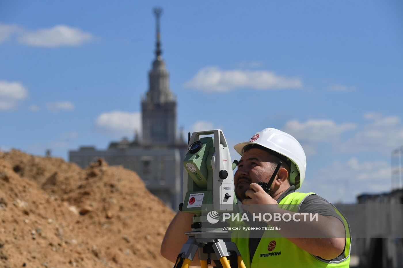 Строительство инновационного научно-технологического центра МГУ "Воробьевы горы"