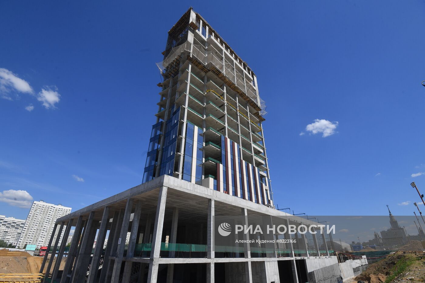 Строительство инновационного научно-технологического центра МГУ "Воробьевы горы"