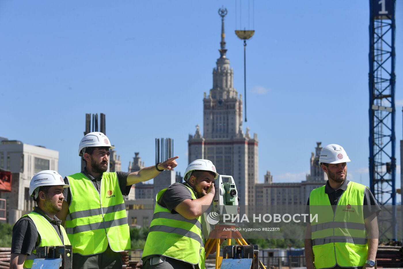 Строительство инновационного научно-технологического центра МГУ "Воробьевы горы"