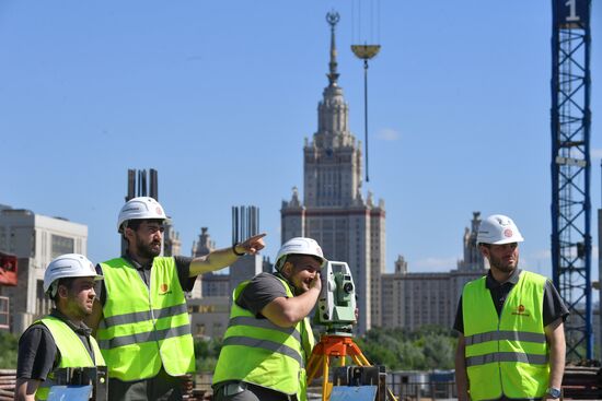 Строительство инновационного научно-технологического центра МГУ "Воробьевы горы"