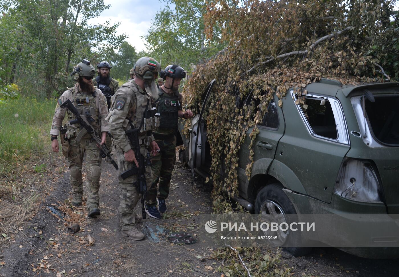 Бойцы чеченского отряда "Ахмат" в Золотом-2 и Камышевахе в ЛНР