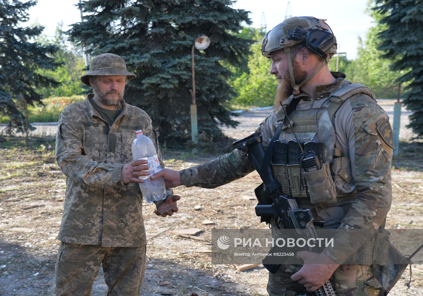 Бойцы чеченского отряда "Ахмат" в Золотом-2 и Камышевахе в ЛНР