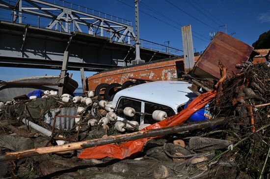 Последствия шторма в Сочи