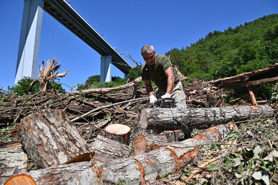 Последствия шторма в Сочи