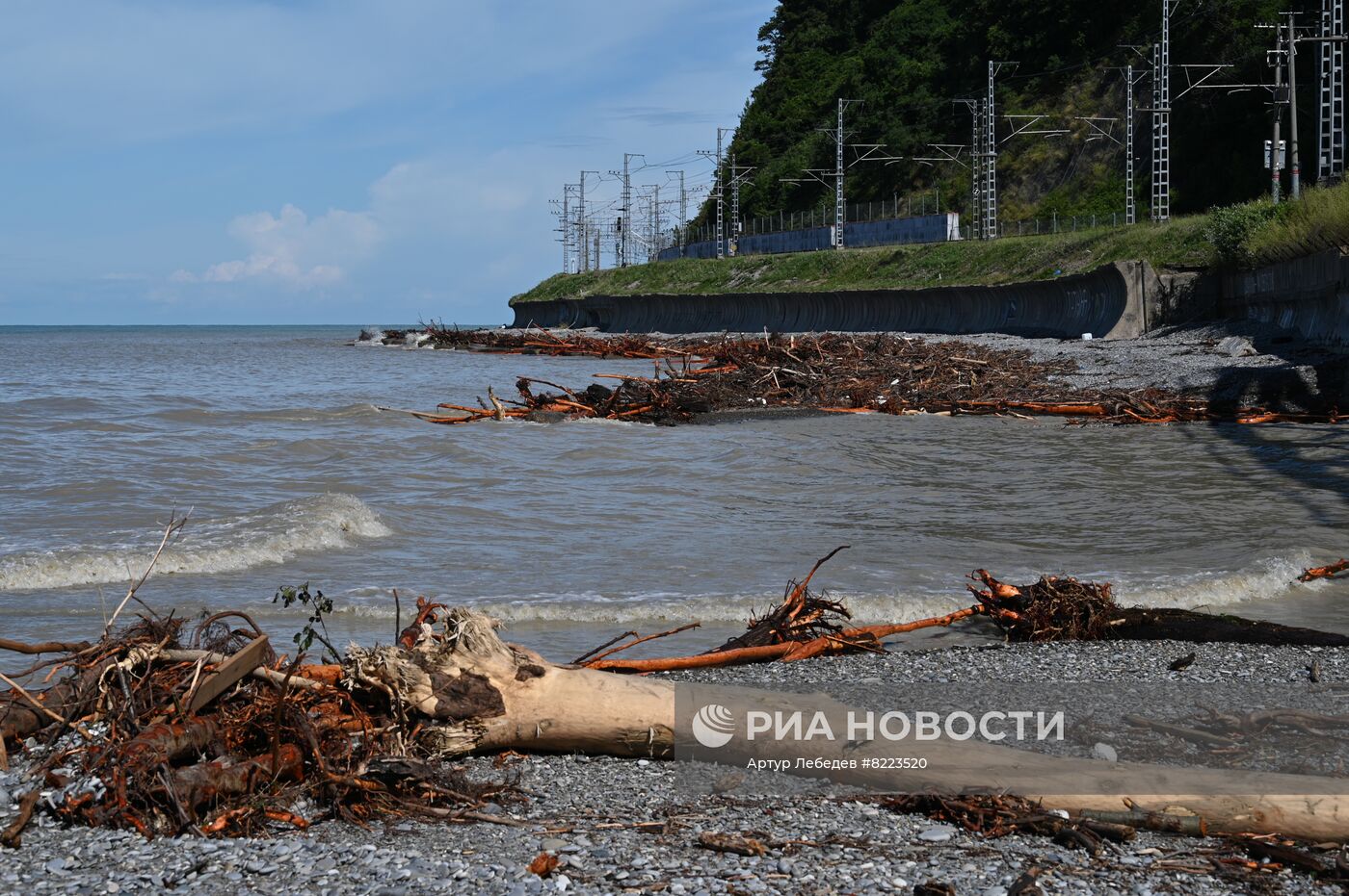 Последствия шторма в Сочи