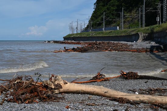 Последствия шторма в Сочи