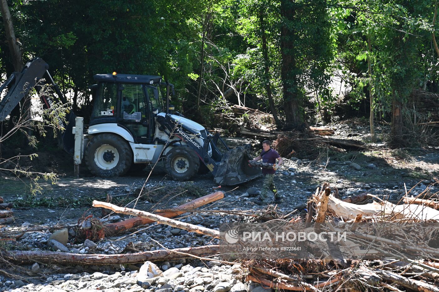 Последствия шторма в Сочи