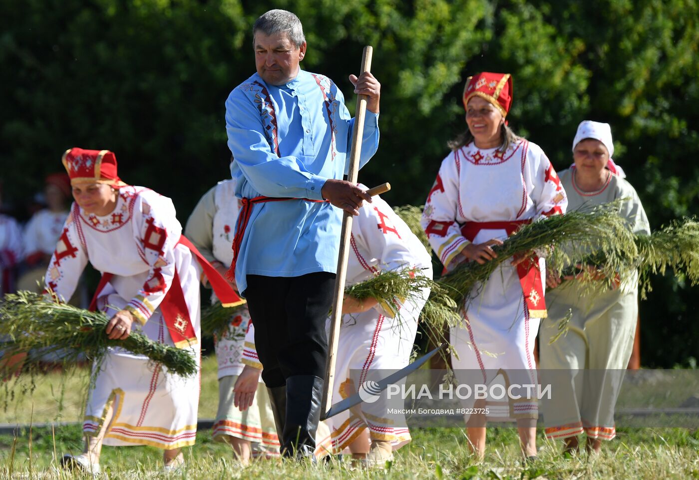 Праздник летнего солнцестояния "Валда шинясь" в Татарстане