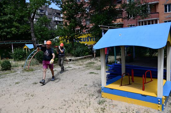 Работа по восстановлению детского сада в Мариуполе