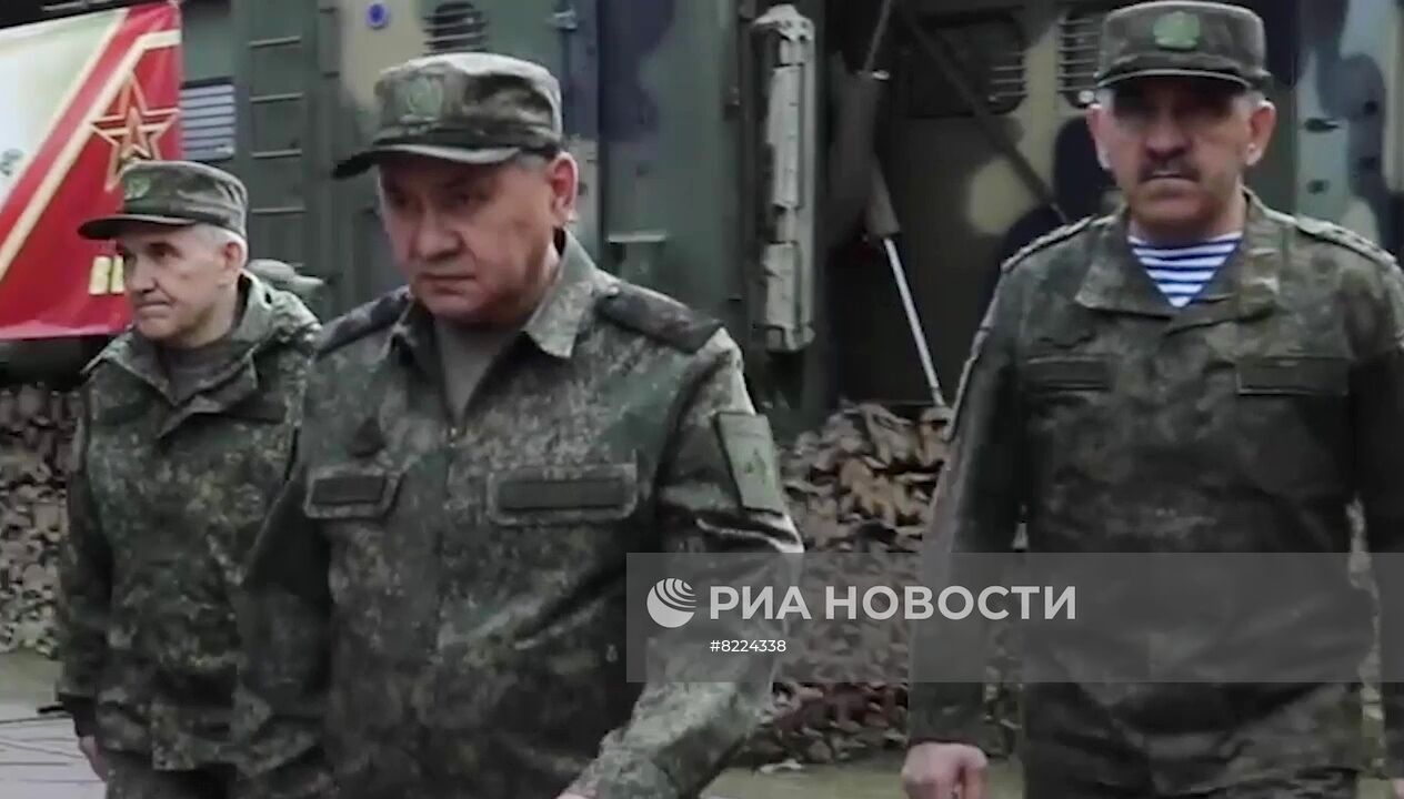 С. Шойгу проинспектировал российскую группировку войск, задействованную в спецоперации на Украине