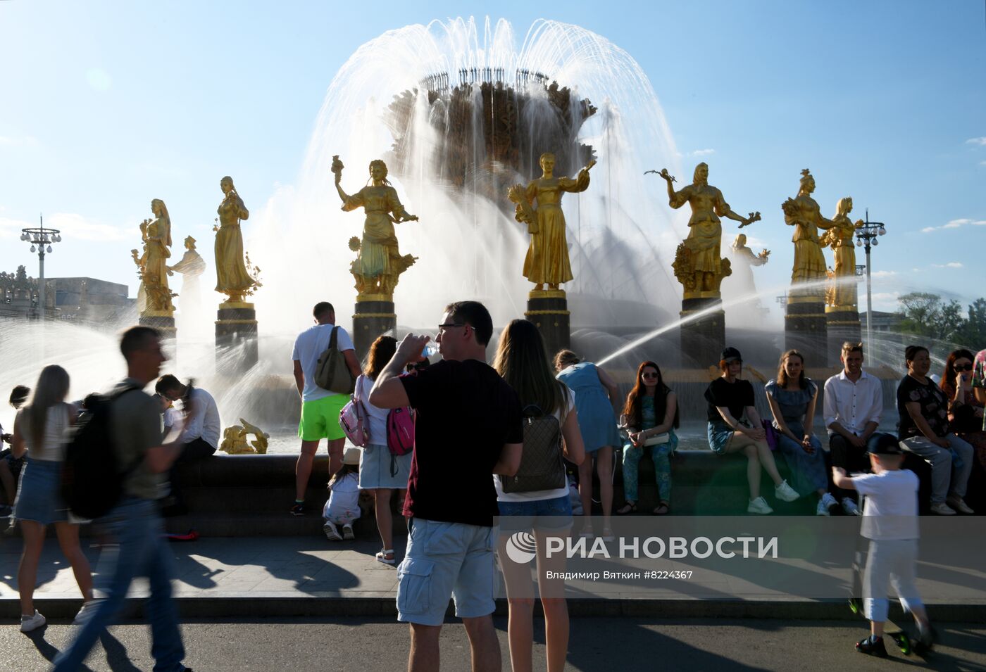 Жаркая погода в Москве 