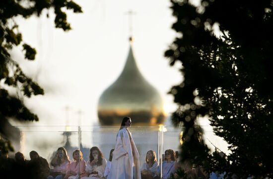 Московская неделя моды. Показ Валентина Юдашкина