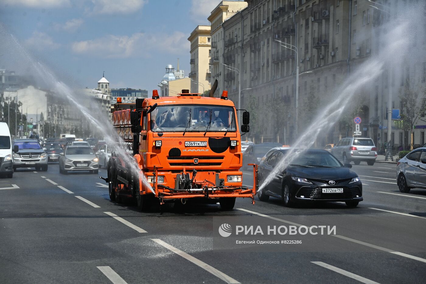 Жаркая погода в Москве
