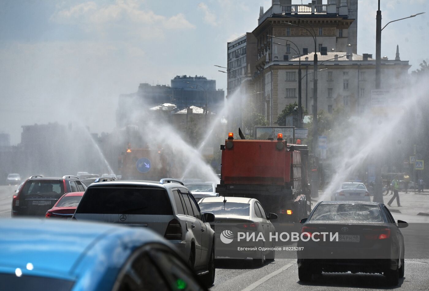Жаркая погода в Москве