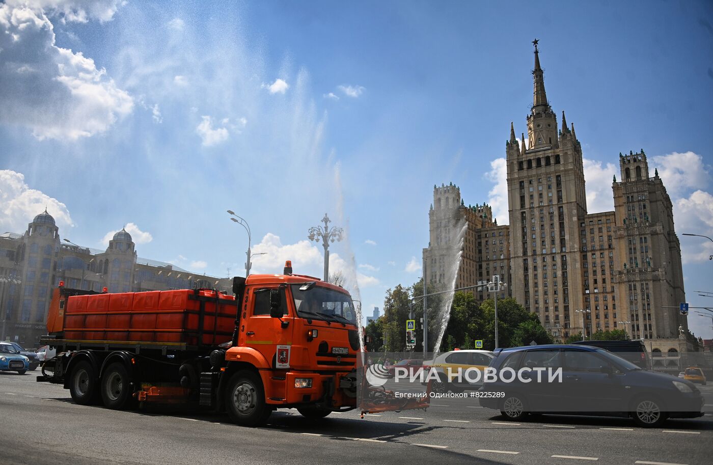 Жаркая погода в Москве