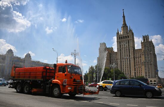 Жаркая погода в Москве