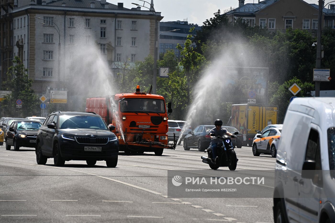 Жаркая погода в Москве