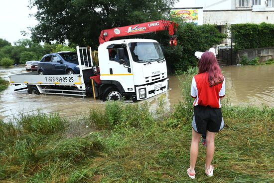 В Крыму после обильных ливней введён режим ЧС