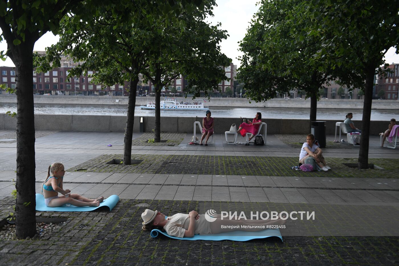 Жаркая погода в Москве