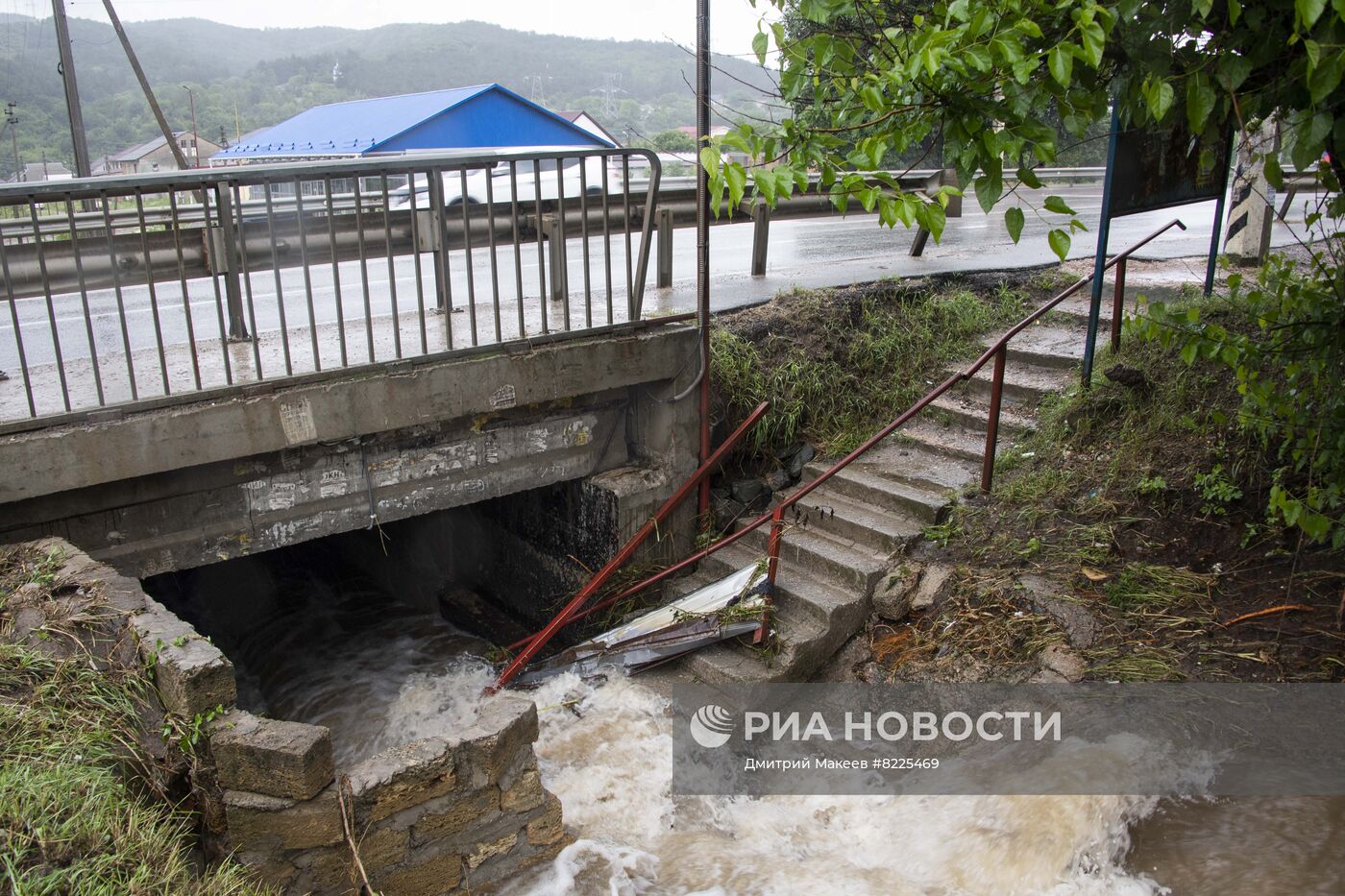 В Крыму после обильных ливней введён режим ЧС