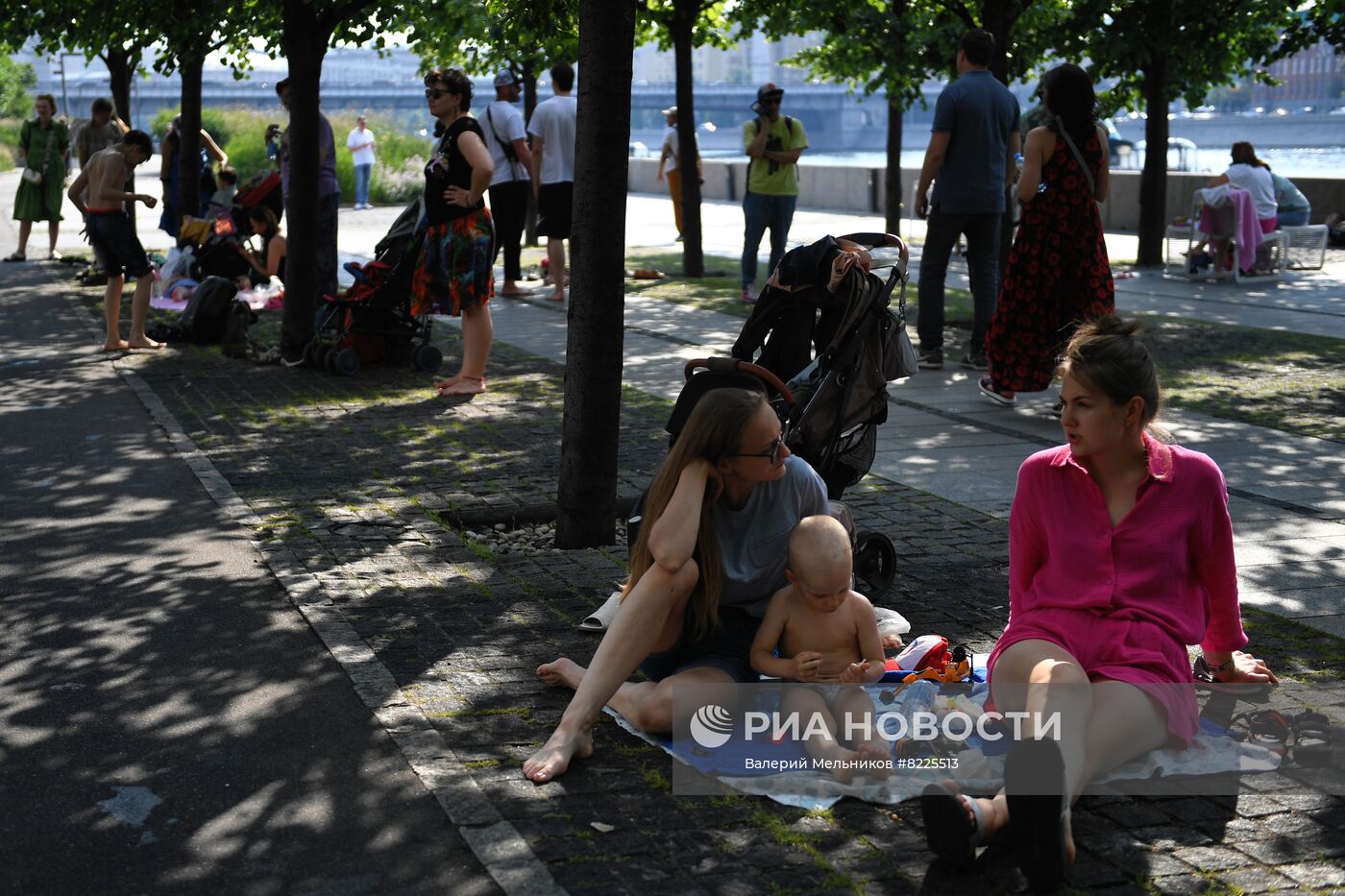 Жаркая погода в Москве