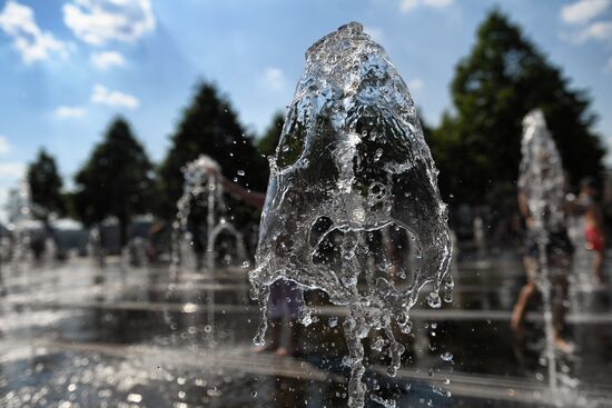 Жаркая погода в Москве