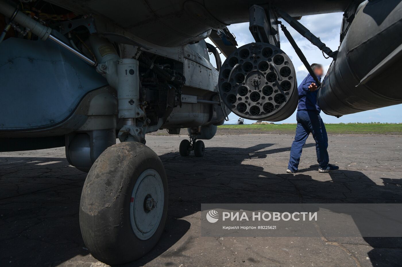 Аэродром базирования вертолетов Ка-52 в зоне проведения спецоперации