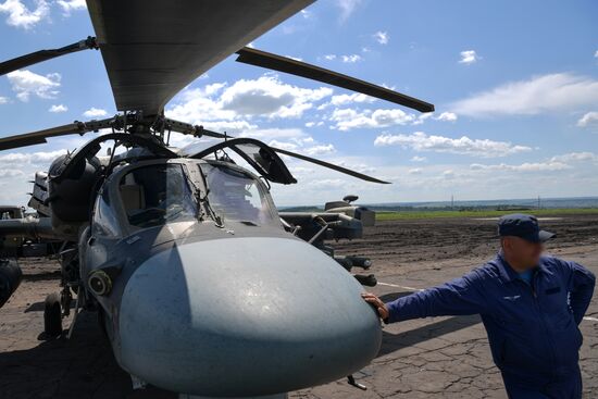 Аэродром базирования вертолетов Ка-52 в зоне проведения спецоперации