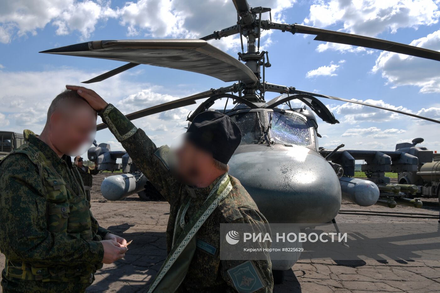 Аэродром базирования вертолетов Ка-52 в зоне проведения спецоперации