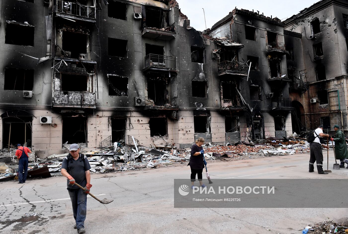 Восстановительные работы в Мариуполе