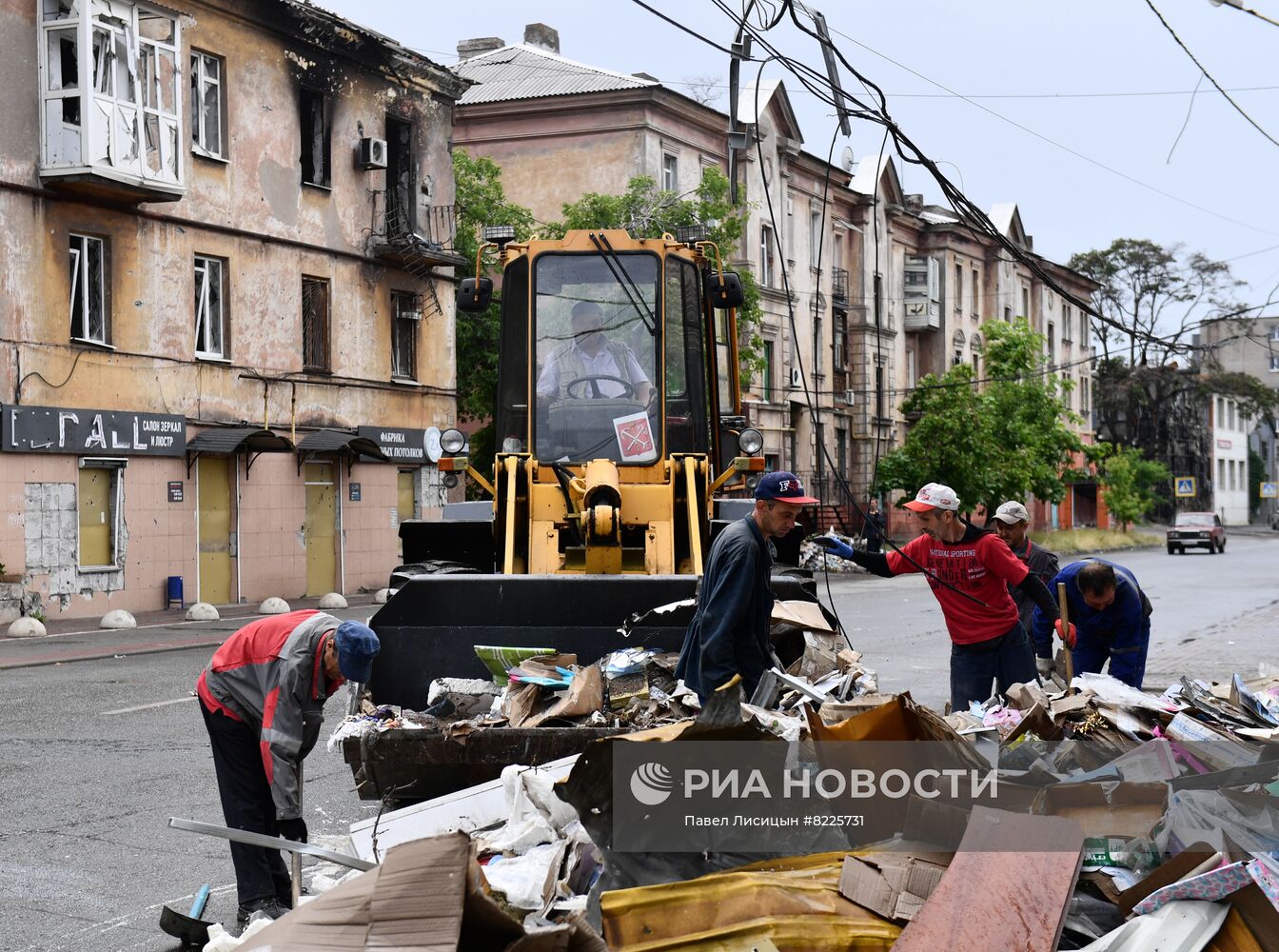 Восстановительные работы в Мариуполе